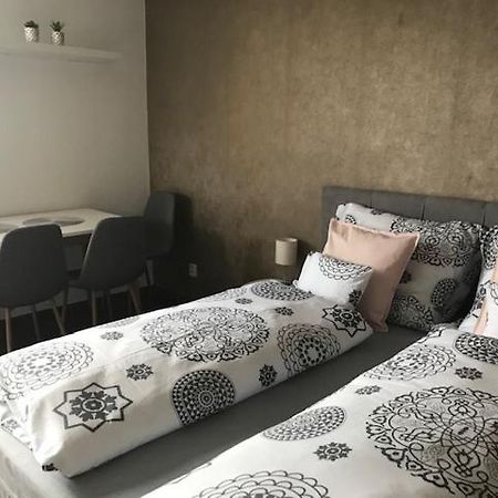 Apartmán Innova Zlín Kültér fotó