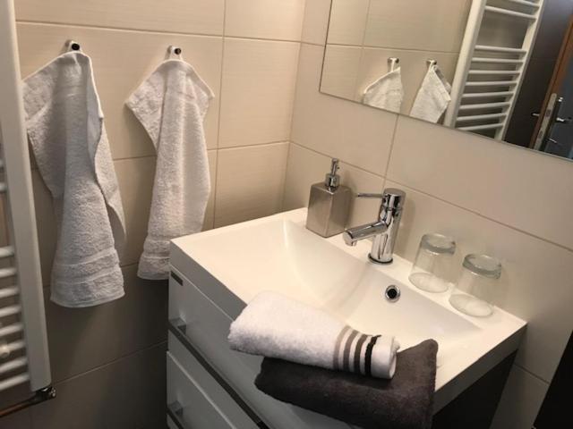 Apartmán Innova Zlín Kültér fotó
