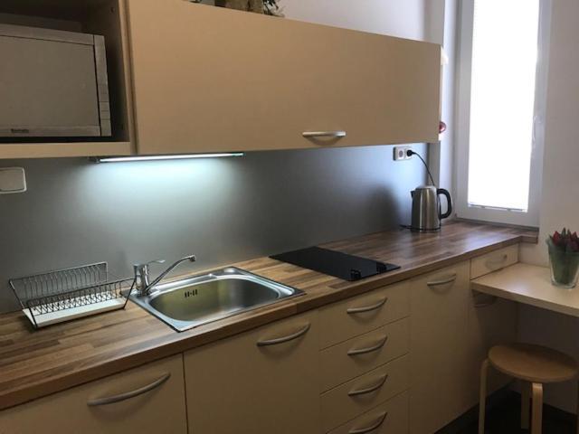 Apartmán Innova Zlín Kültér fotó
